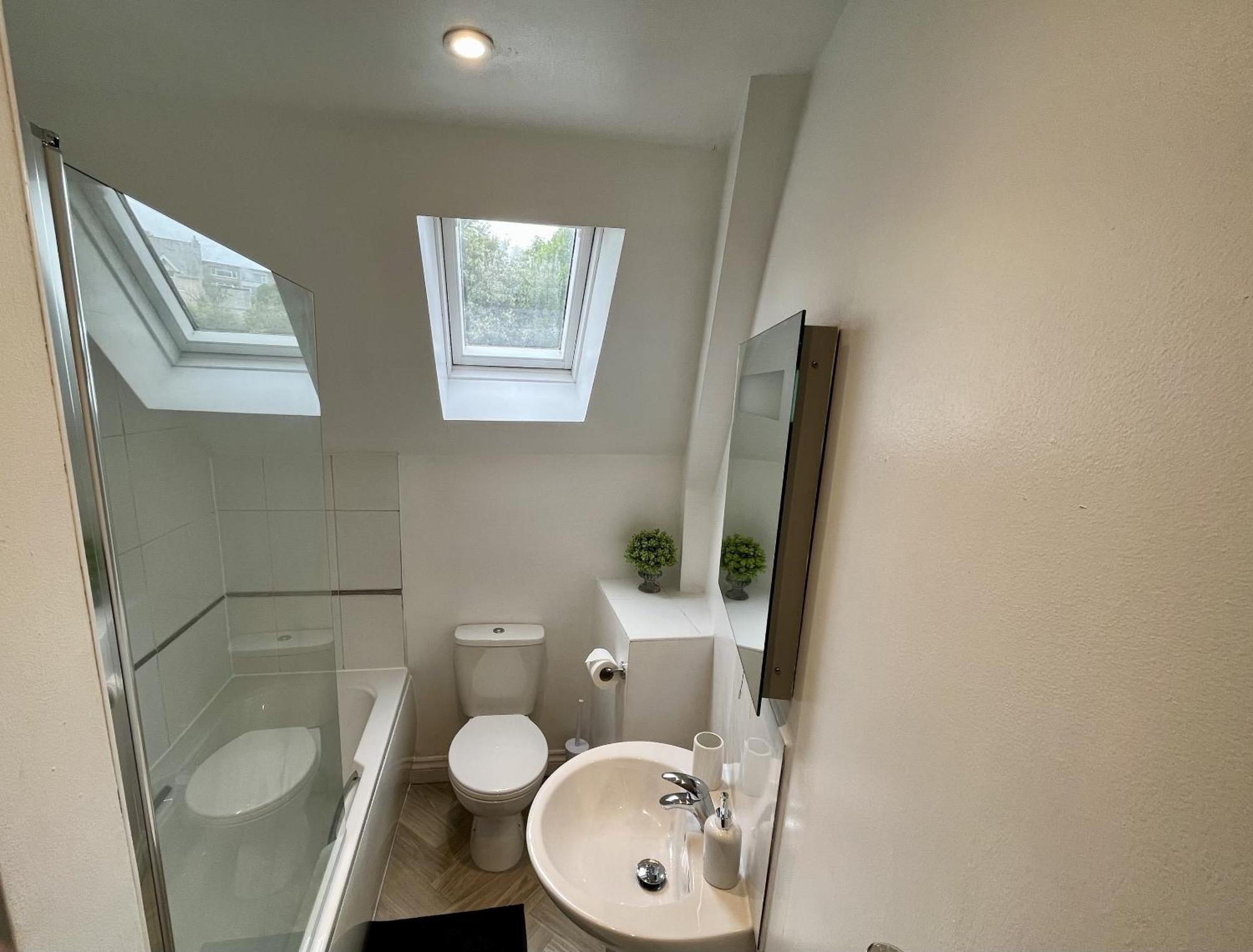 Villa The Coach House - With Hot Tub à St Austell Chambre photo